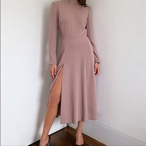 Aritzia Babaton Hamptons dress